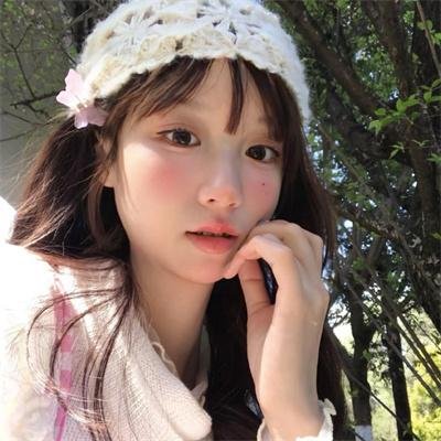 路边春 海报